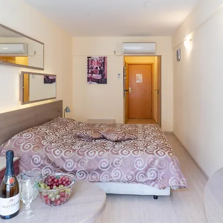 Supreme Victoria 3* 바르나