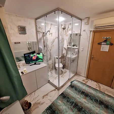 Supreme Victoria 바르나