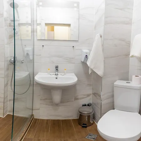 Supreme Victoria Hotel