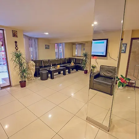 Supreme Victoria Hotel Warna